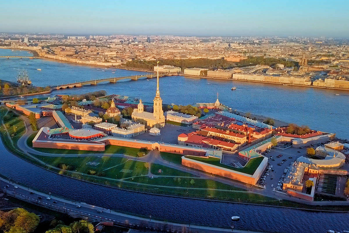 Saint-Petersbourg - La forteresse Pierre et Paul - Photo © Michel Drachoussoff